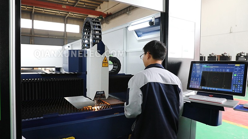 激光切割設(shè)備圖2