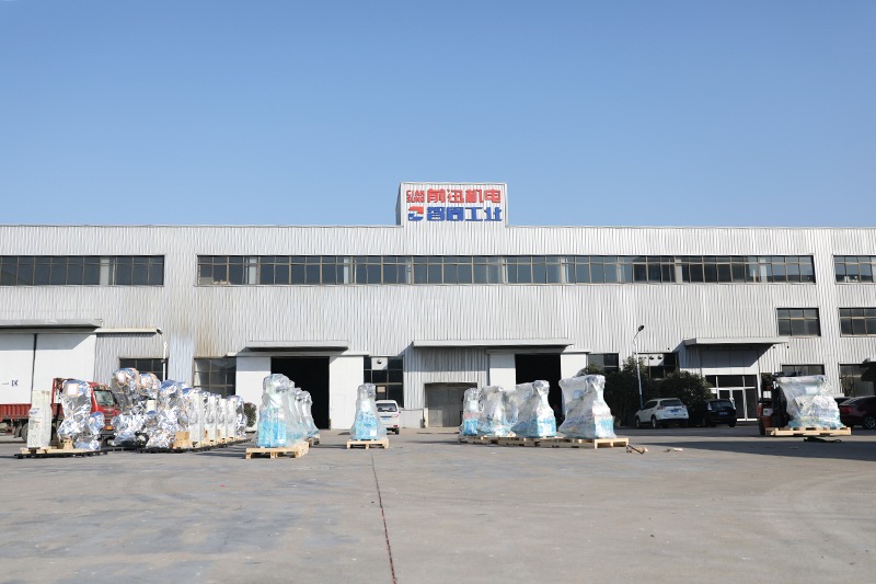 前迅機電工廠 工業(yè)機器人到貨 圖1