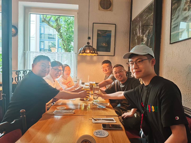 前迅參加慕尼黑機(jī)器人及自動(dòng)化技術(shù)展覽會(huì)10