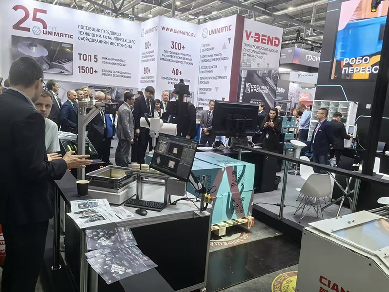 前迅公司參加俄羅斯國際創(chuàng)新工業(yè)展 圖4