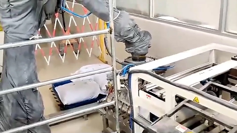 稀土包裝車(chē)間自動(dòng)化搬運(yùn)碼垛