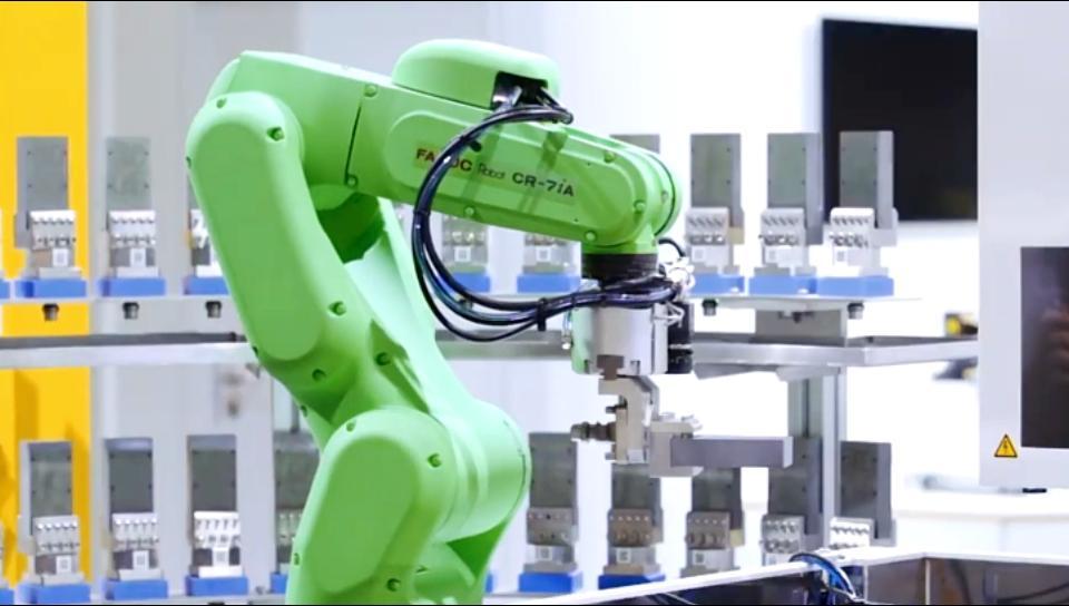 CR-7iA機加工自動化上下料