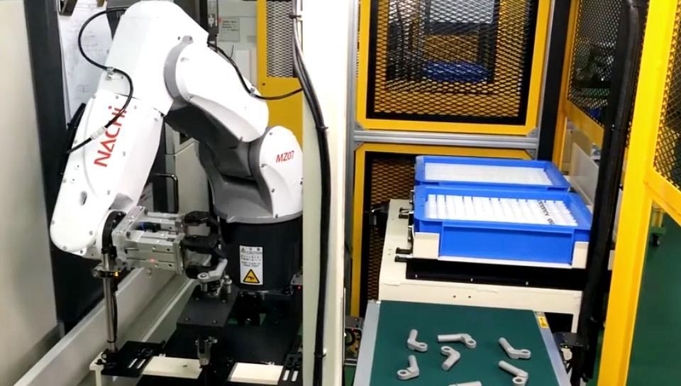 MZ07自動化機床上下取放件裝箱